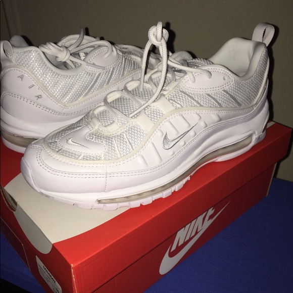 NIKE AIR MAX 98 FEARLESS 90s (white) SIZE 10.5 - Picture 1 of 6